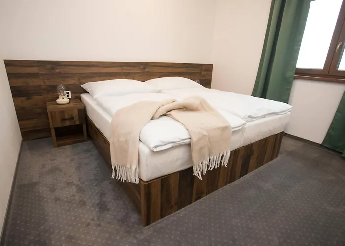 Wellness Zavadilka Hotell *